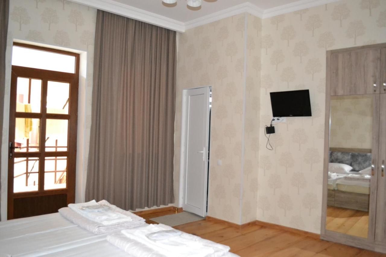 Гостевой дом Guest House Rafael Тбилиси-46