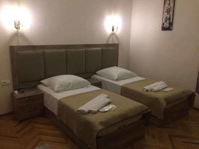 Гостевой дом Guest House Rafael Тбилиси-12