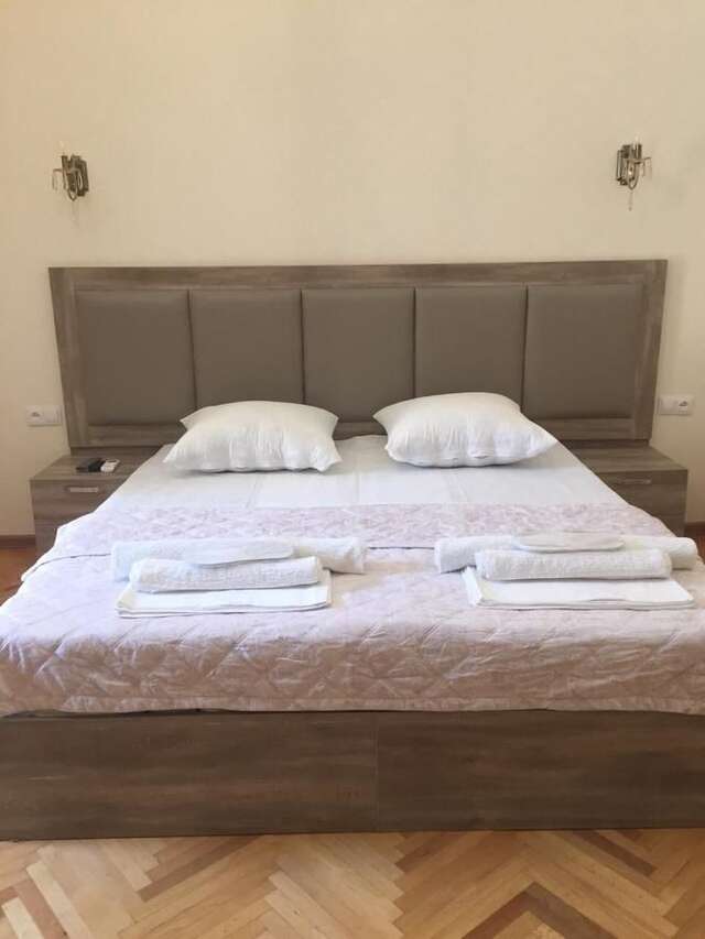 Гостевой дом Guest House Rafael Тбилиси-16